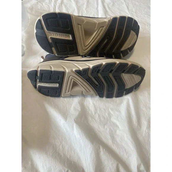 Men's Vionic Walk Max Technical-Water RepllentLace Up Sneakers-Size 10‎